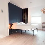 Hébergement de vacances L'unique- Maison De Famille En Plein Centre-ville