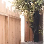 Hébergement de vacances L'unique- Maison De Famille En Plein Centre-ville
