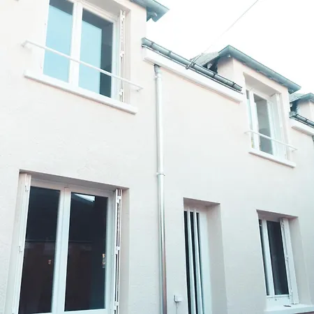 Hébergement de vacances L'unique- Maison De Famille En Plein Centre-ville Tours