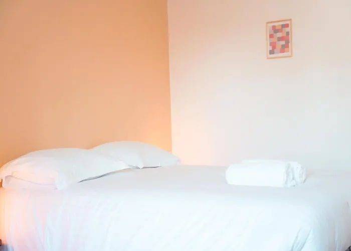 Hébergement de vacances L'unique- Maison De Famille En Plein Centre-ville